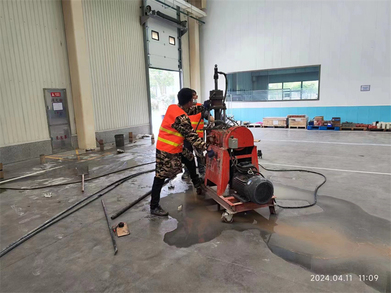 揭阳厂房地面下沉塌陷注浆加固施工